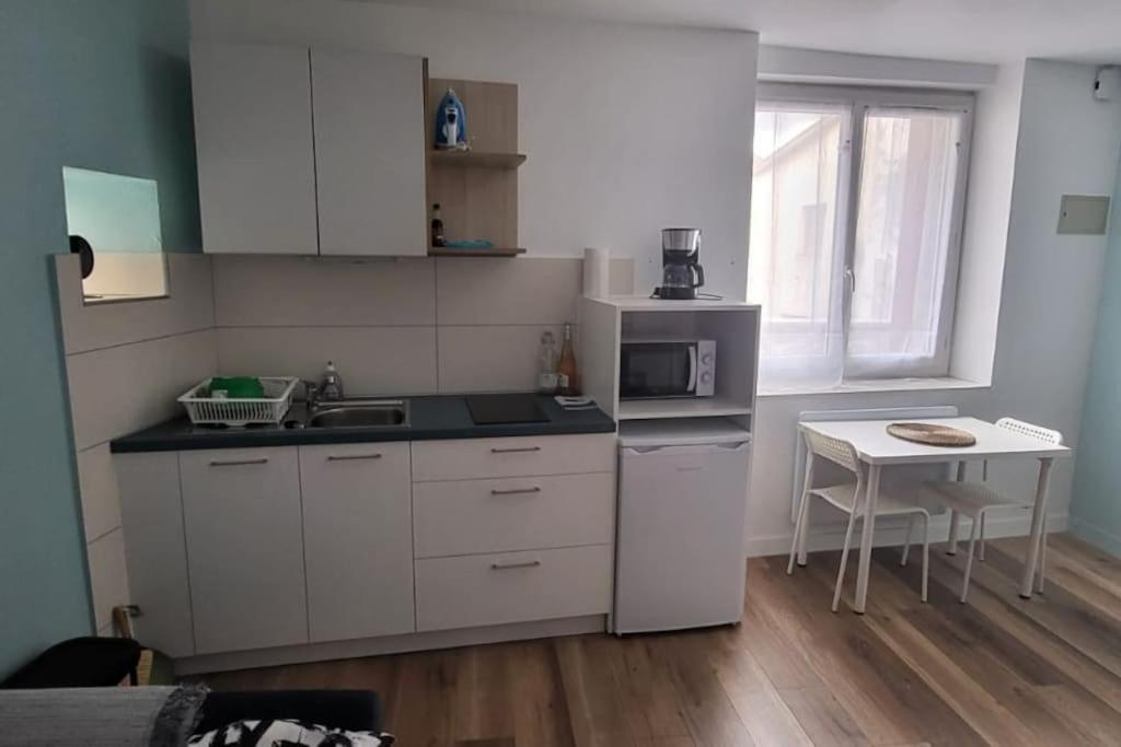 Le Nakai , Petit Sympa, Plein Centre-ville Appartement *